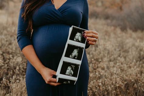 ways to announce pregnancy on social media|cute pregnancy captions for instagram.